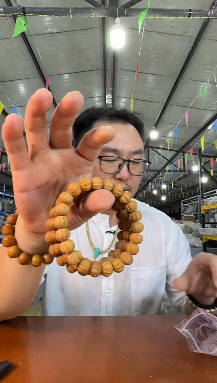 猴头核桃手串H10实物为准