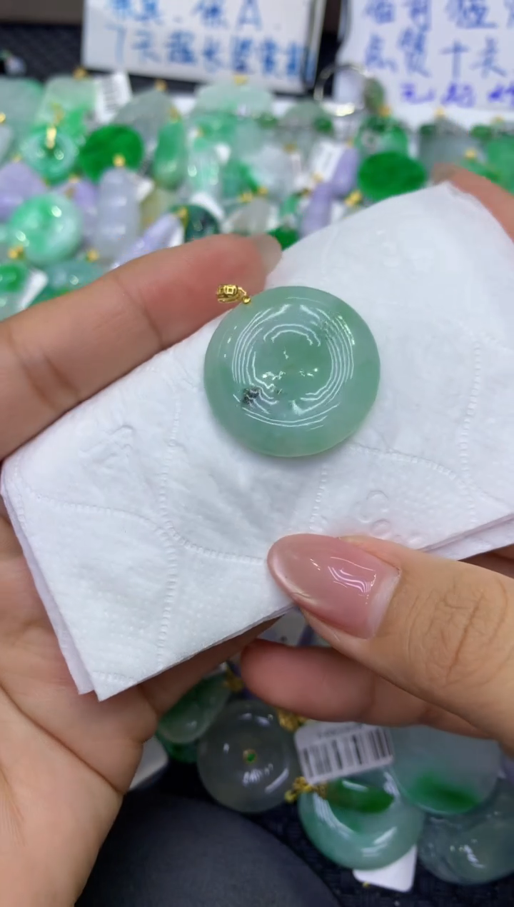 颈饰未镶嵌翡翠天然缅甸A货翡翠