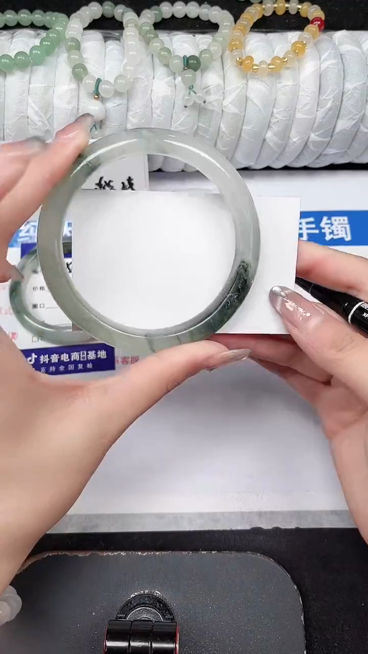 未镶嵌手镯石英质玉356-64/65
