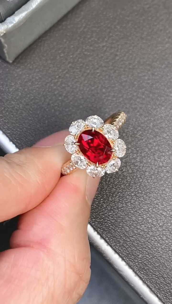 【闪购商品】红宝石戒指18K金镶嵌2.15ct/新年开工价