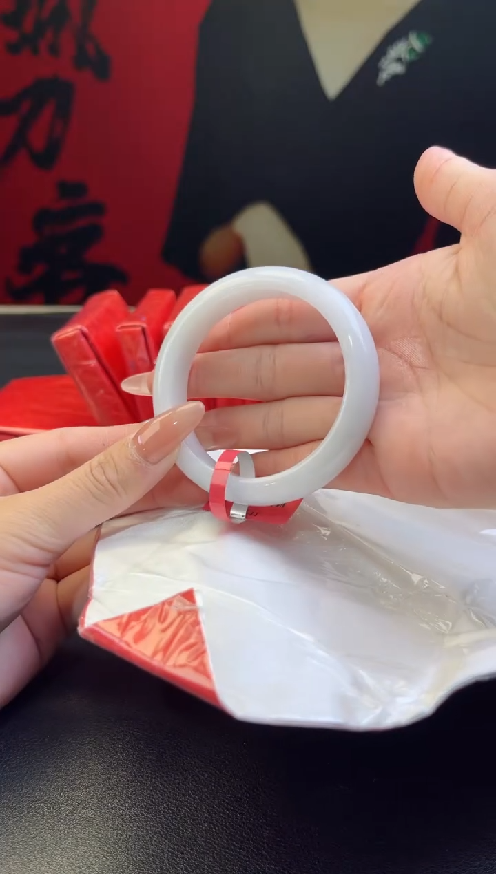 【闪购商品】翡翠手镯未镶嵌2翡翠手镯