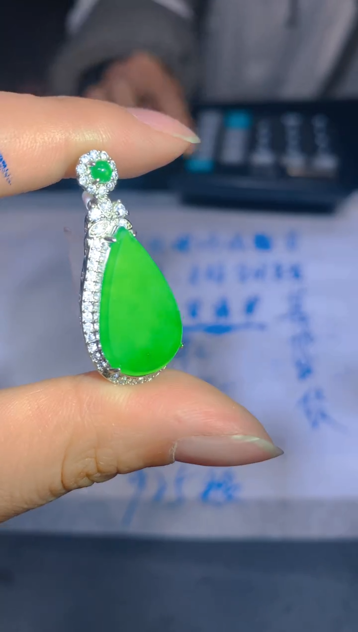 【闪购商品】定制翡翠未镶嵌111定制翡翠多样性发其一