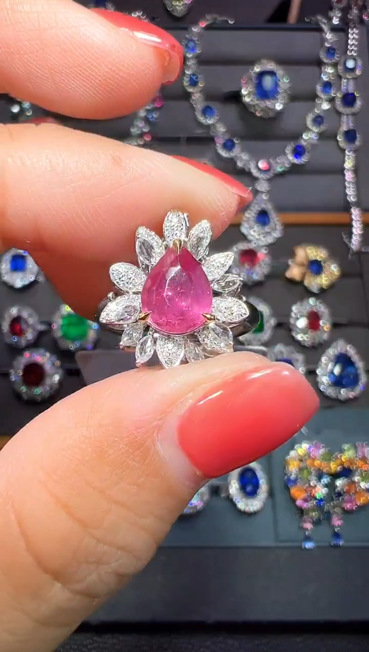 戒指彩色蓝宝石18K金镶嵌帕帕拉恰 GRC 