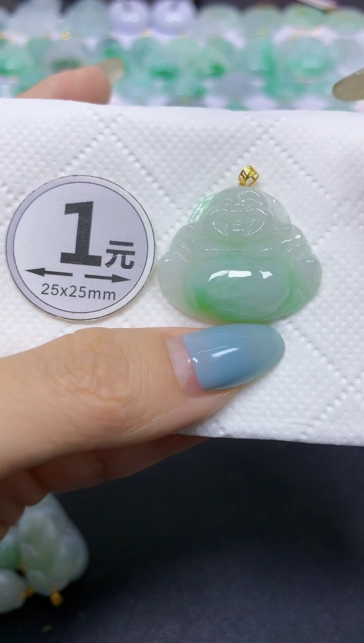 翡翠18K金镶嵌颈饰天然翡翠A货