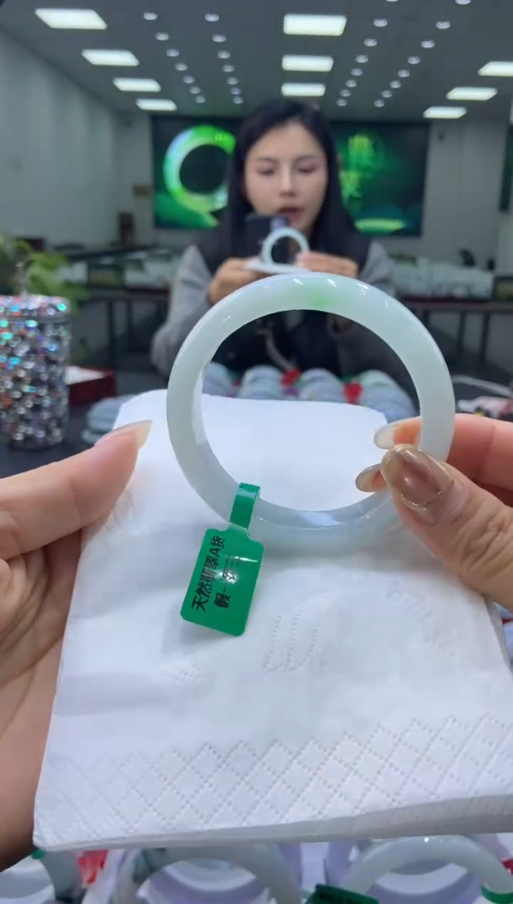 未镶嵌手镯翡翠00006692