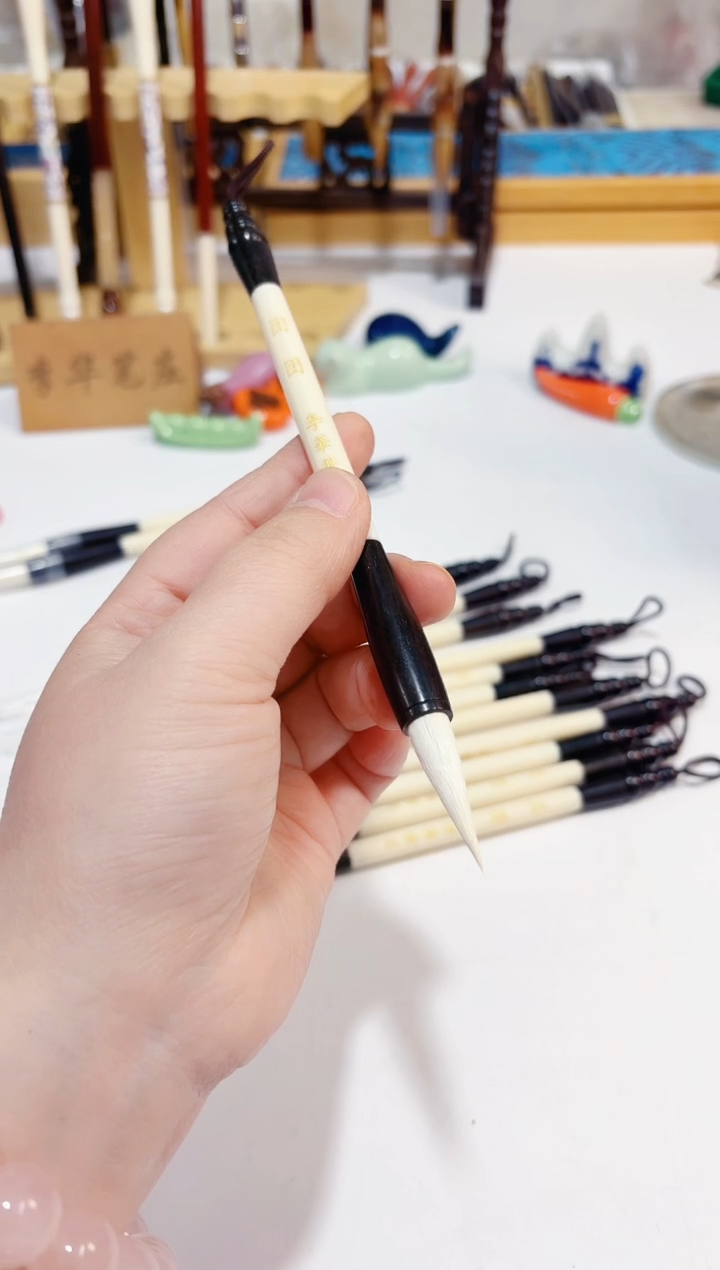  团团 熊猫配色笔杆纯羊毫毛笔1支 出锋3.0 口径0.8