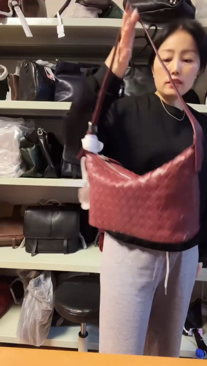 牛皮（革）高端订制时尚百搭女士手提斜跨包