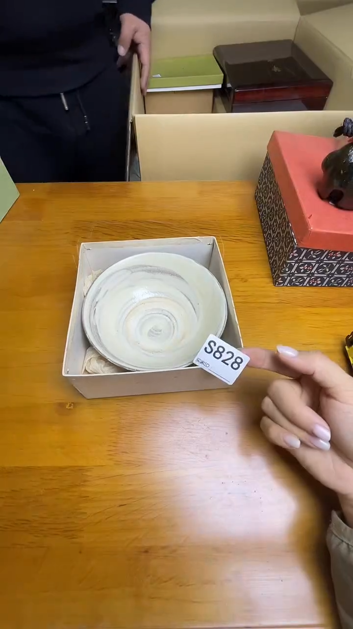 瓷片李*啦S828默认微瑕，谨慎参拍