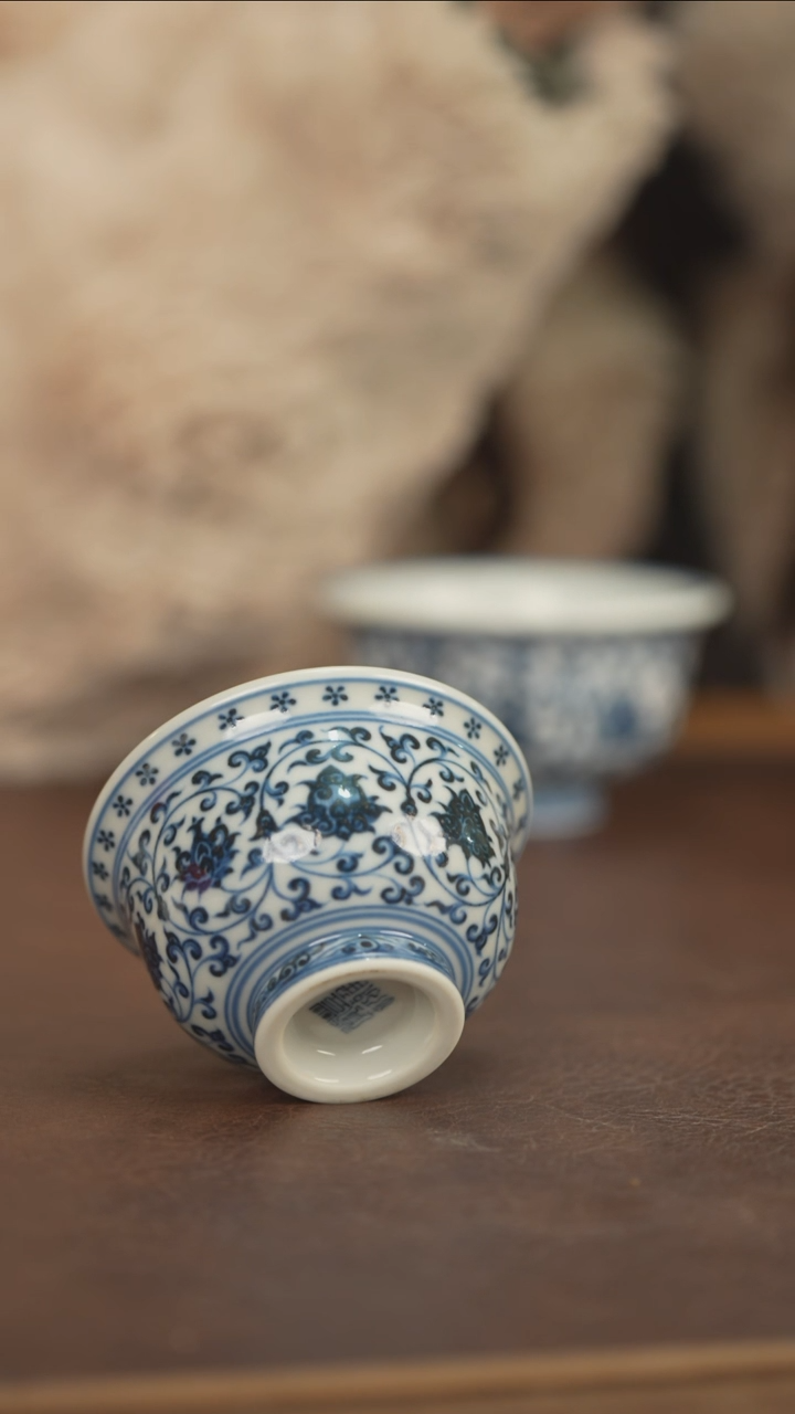 【闪购商品】丰雅赏玩青花缠枝莲小压手杯