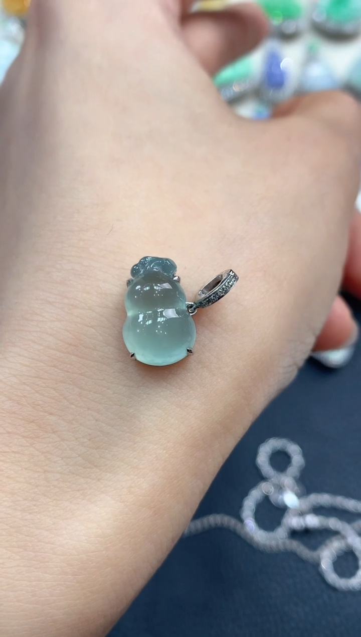 【闪购商品】翡翠吊坠(不含链)18K金镶嵌D3 