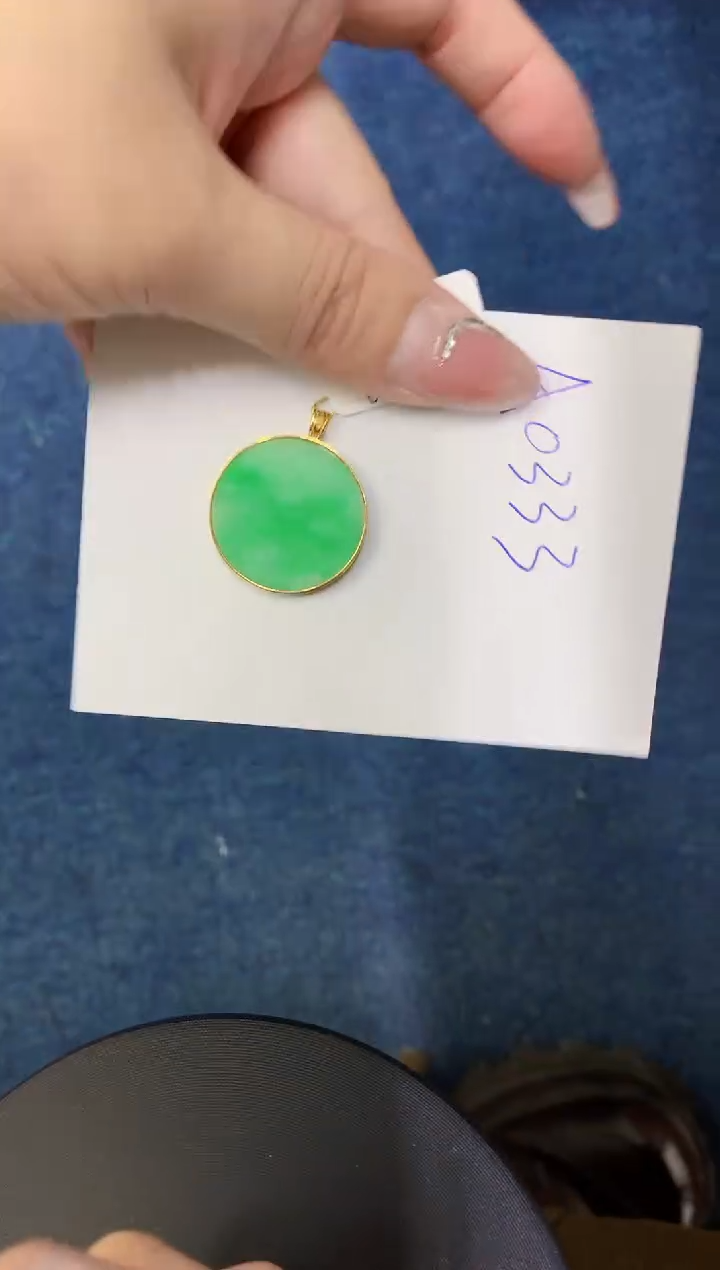 【闪购商品】翡翠颈饰18K金镶嵌0000000000000