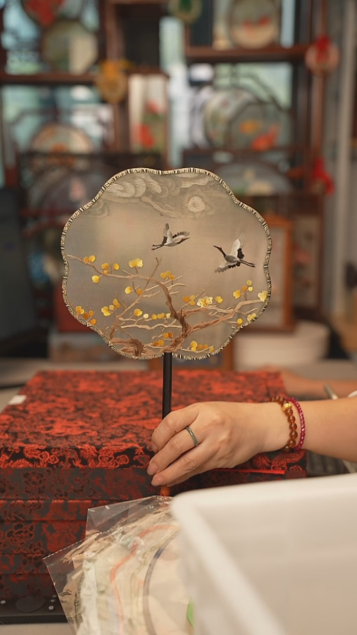 扇子团扇 绣花双面非遗