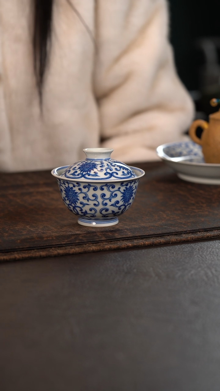 【闪购商品】杯HLX陶瓷点工缠枝莲盖碗