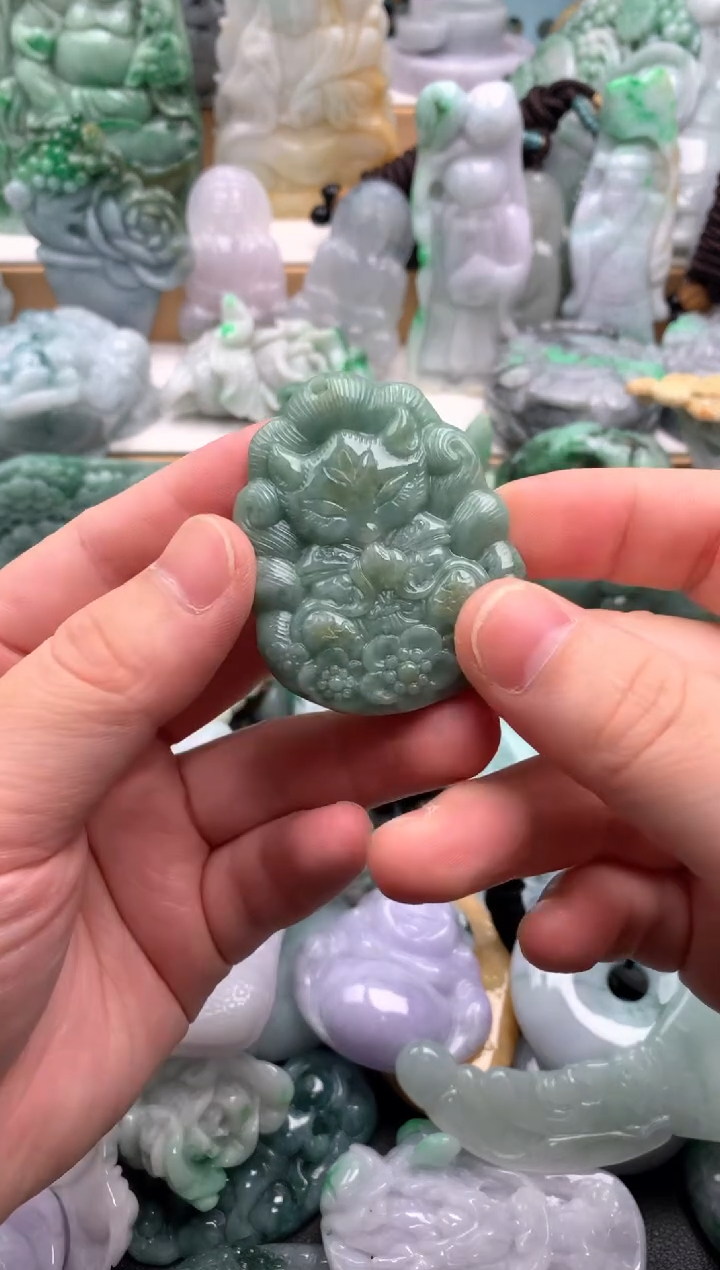 吊坠(不含链)未镶嵌翡翠1