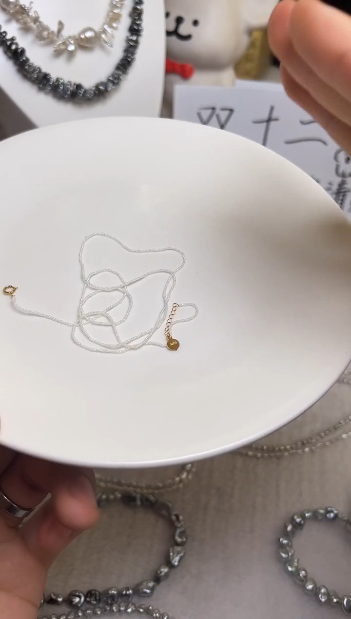 颈饰18K金镶嵌海水珍珠珍珠