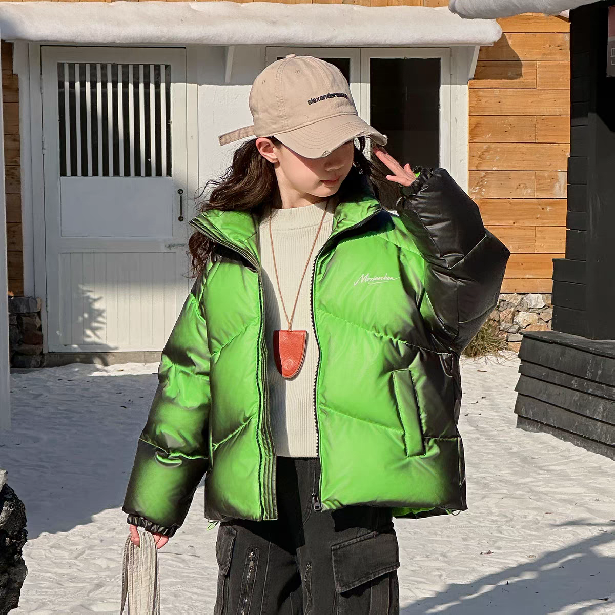 女童冬季三防保暖羽绒服2025新款儿童温变面包服中大童羽绒厚外套