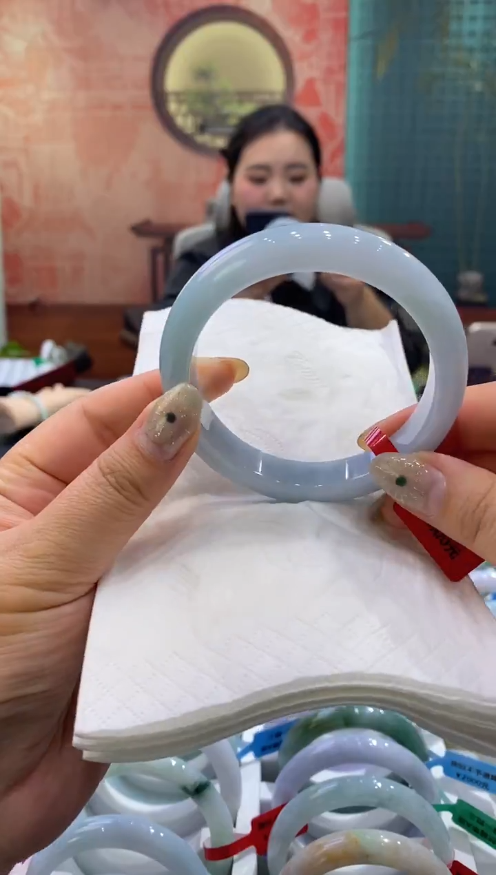 未镶嵌手镯翡翠多人00011562