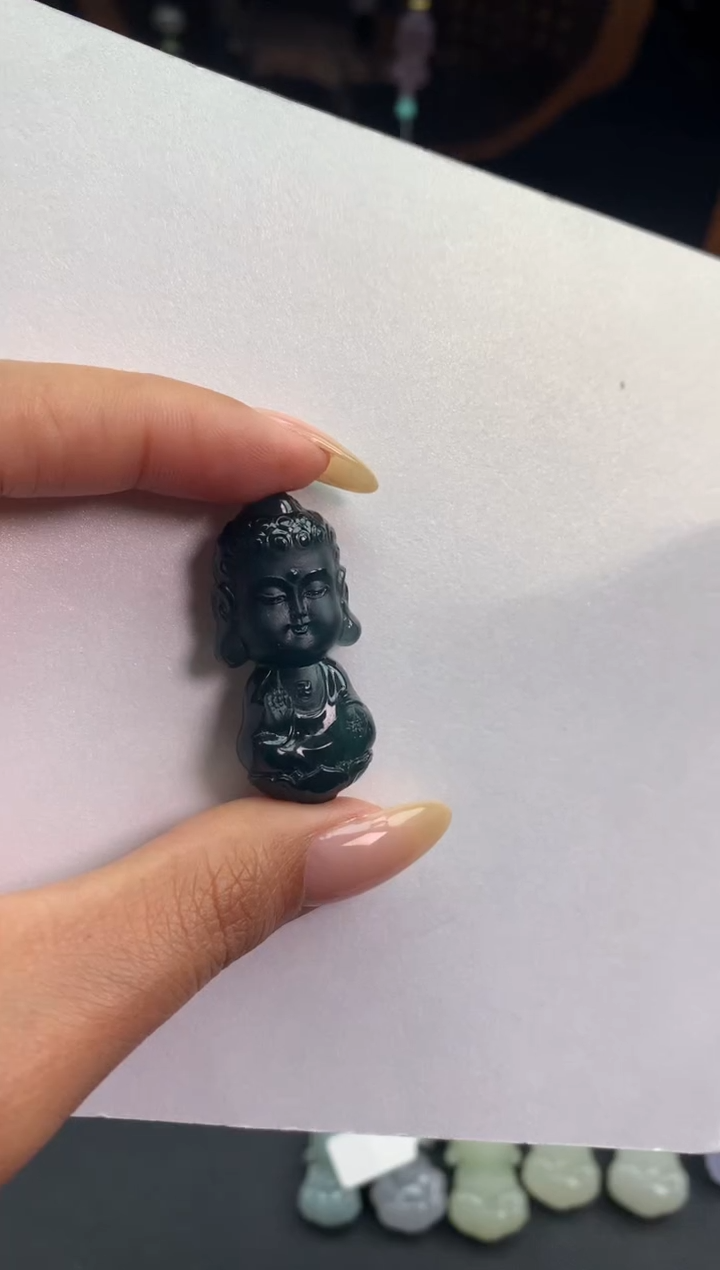 颈饰未镶嵌翡翠一**童阿弥陀佛宝宝佛