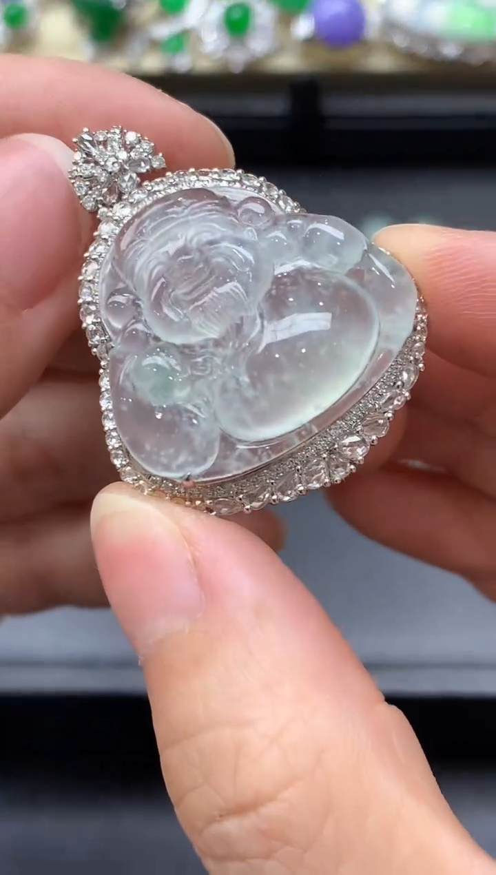 颈饰18K金镶嵌翡翠688-中国好珍宝