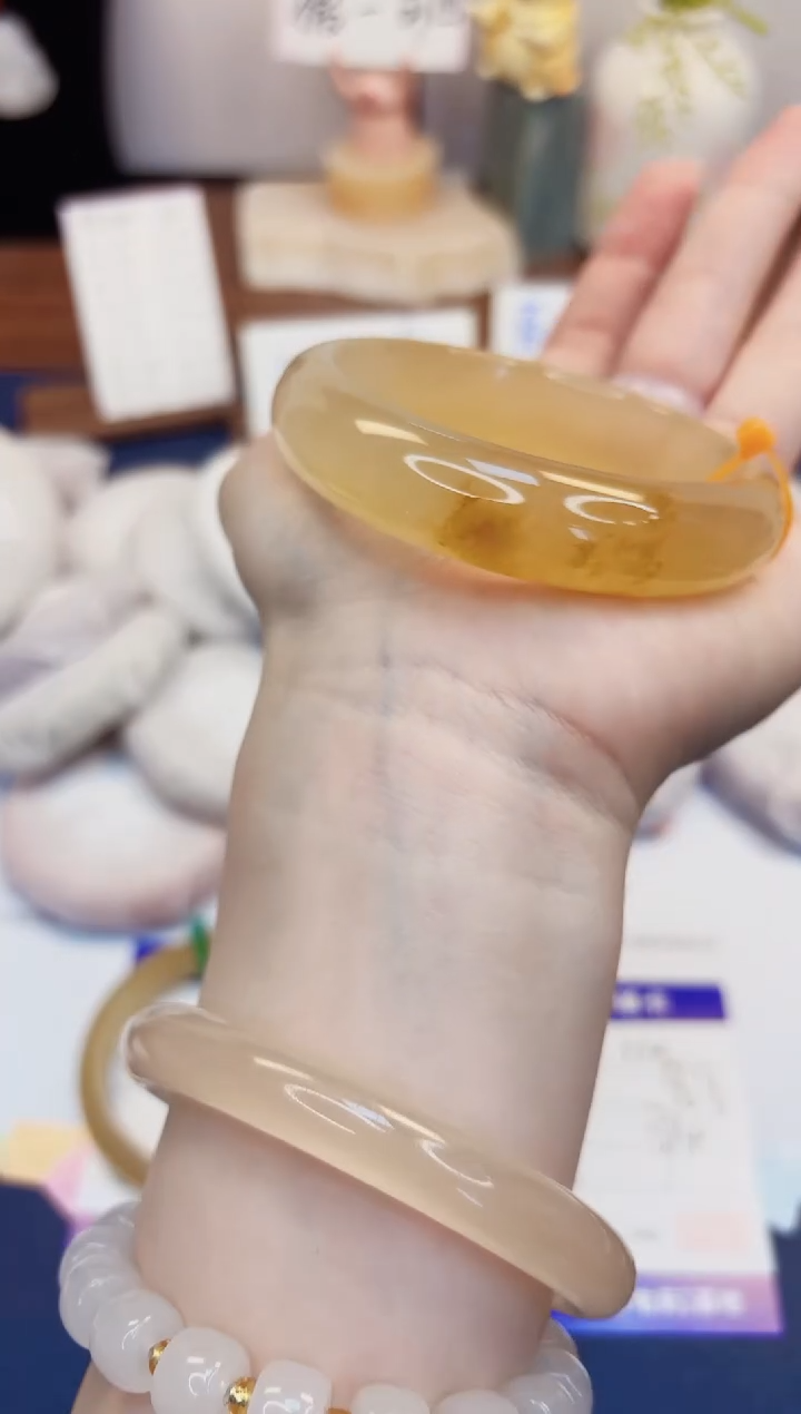 【闪购商品】石英质玉手镯未镶嵌114-财气镯-圈口57