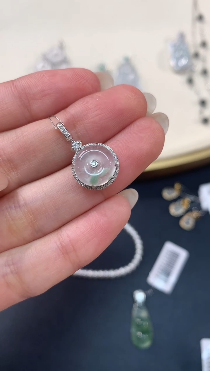 【闪购商品】翡翠吊坠(不含链)18K金镶嵌A364|2980