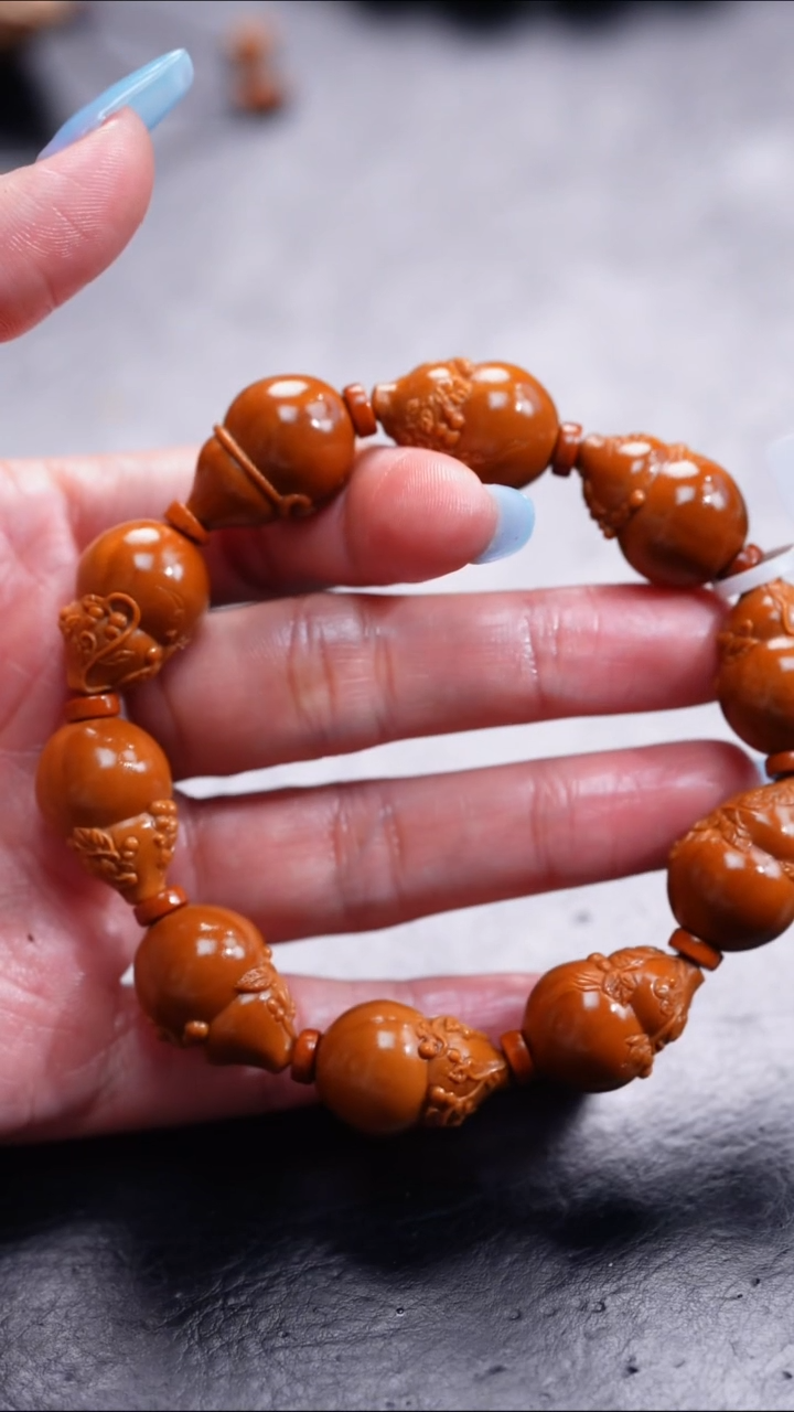 【闪购商品】橄榄核吊坠橄榄核