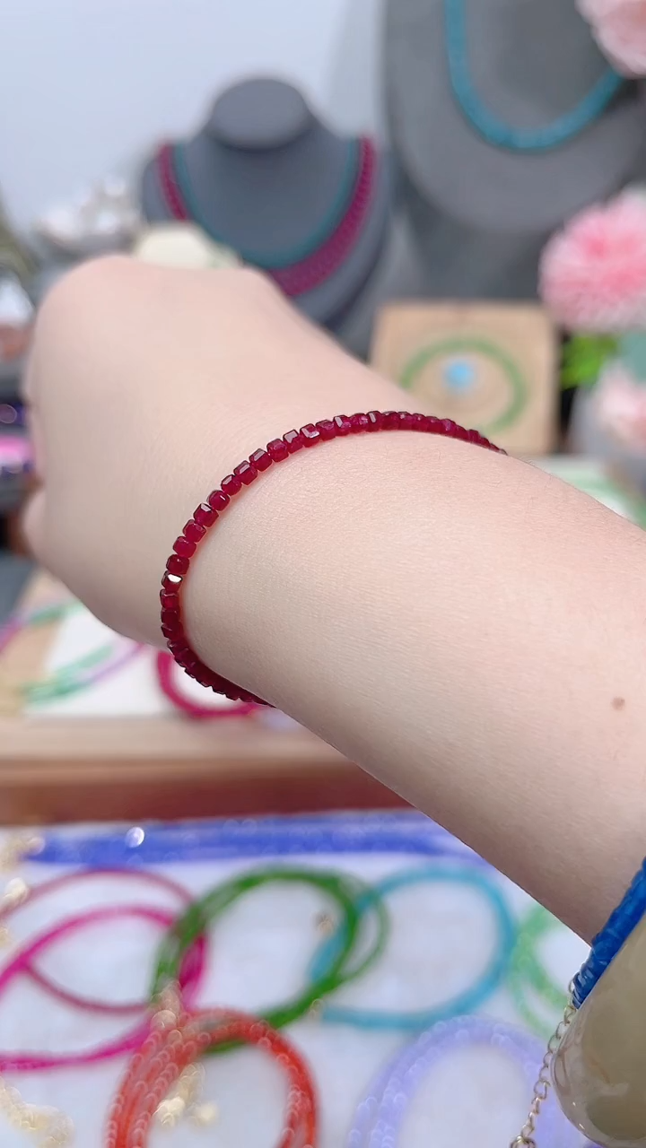 银S925镶嵌手链红宝石姨妈56