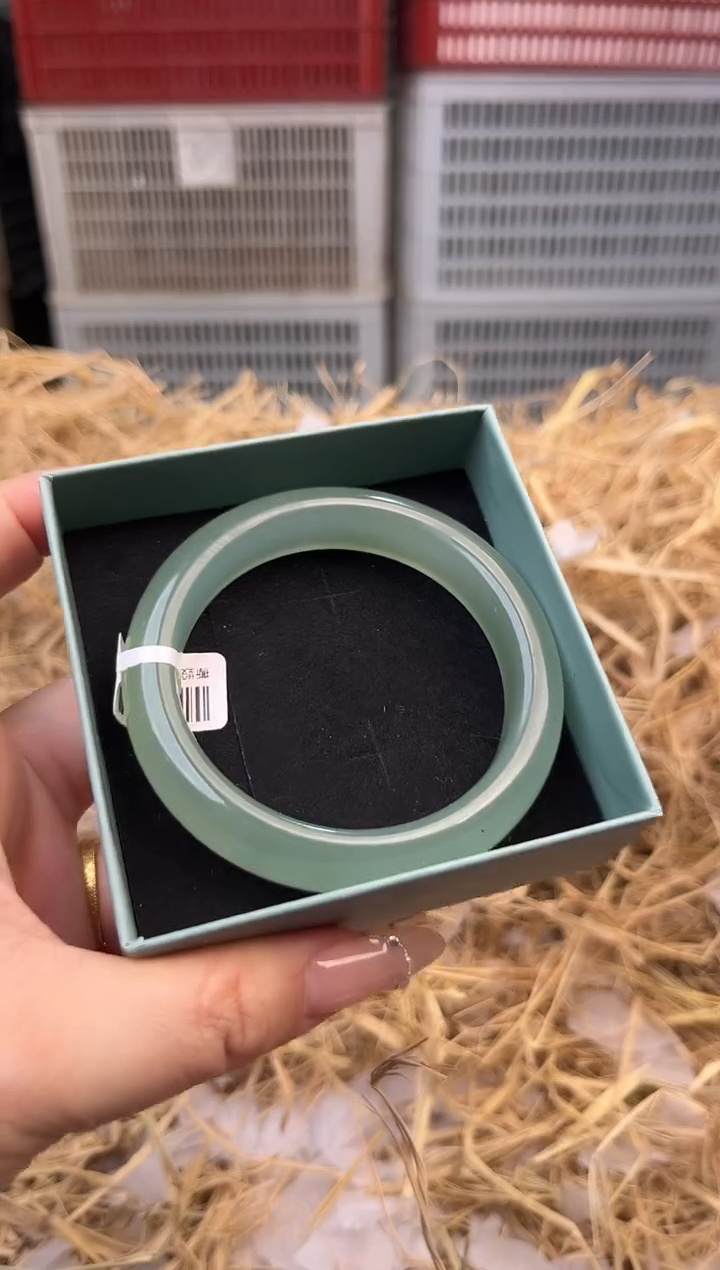 未镶嵌手镯石英质玉编号D-7275