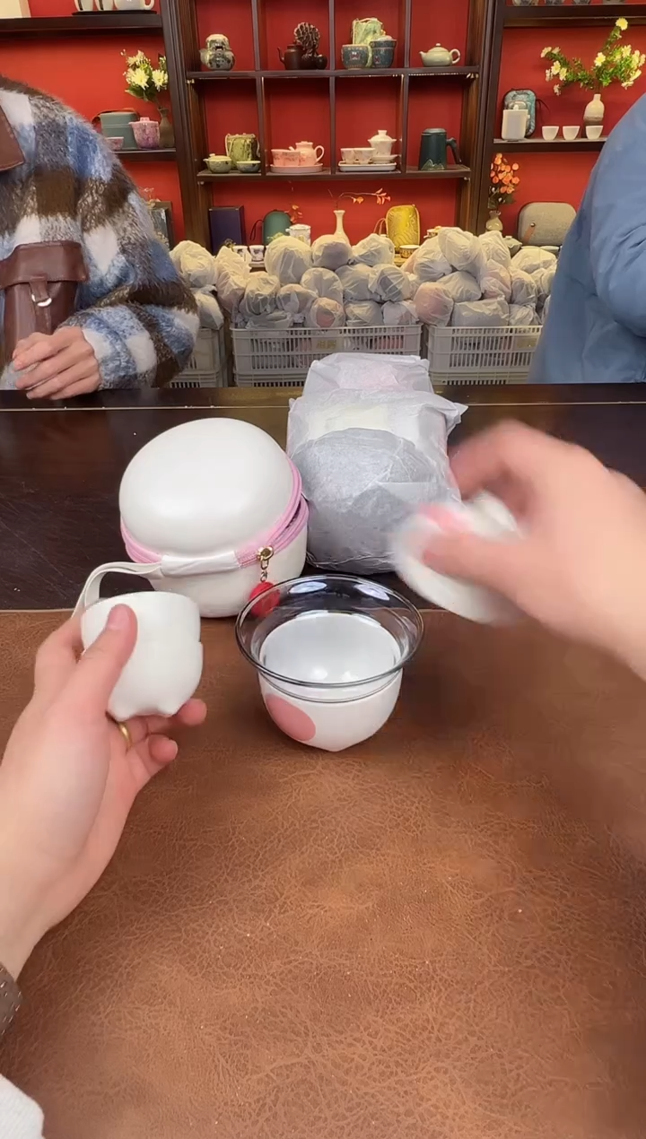 【闪购商品】白兔111111111111111