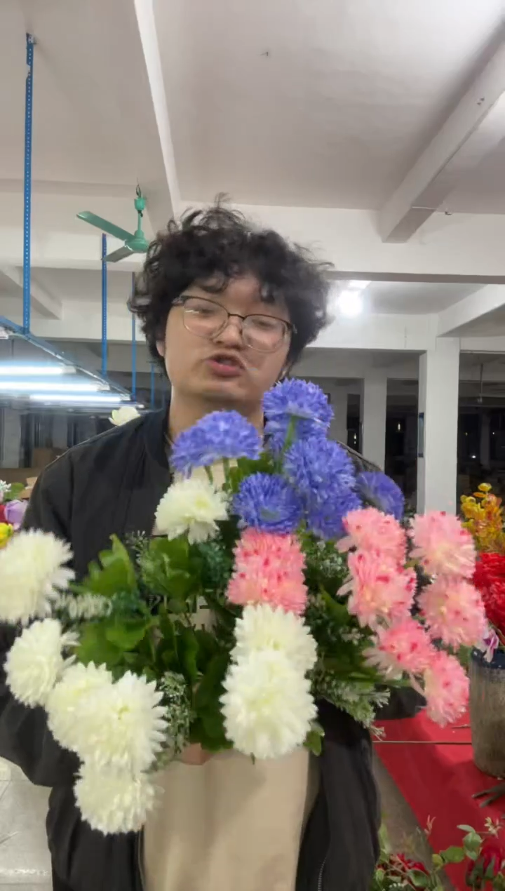 【闪购商品】仿真花朵3束