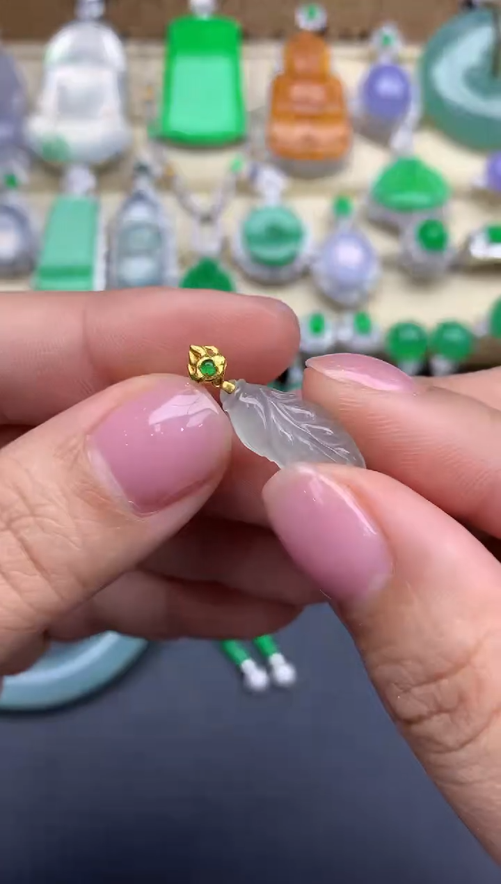 【闪购商品】翡翠颈饰18K金镶嵌87-中国好珍宝