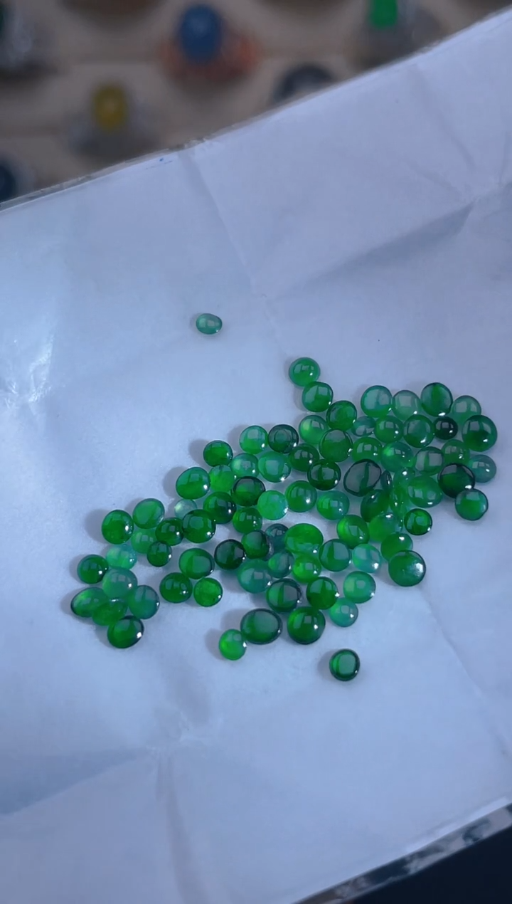 裸石翡翠天然翡翠蛋面8