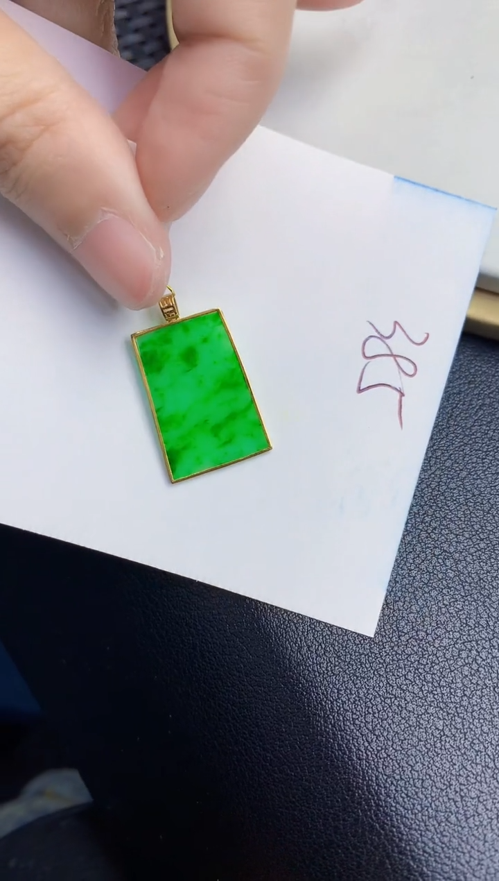 【闪购商品】翡翠18K金镶嵌颈饰000000000