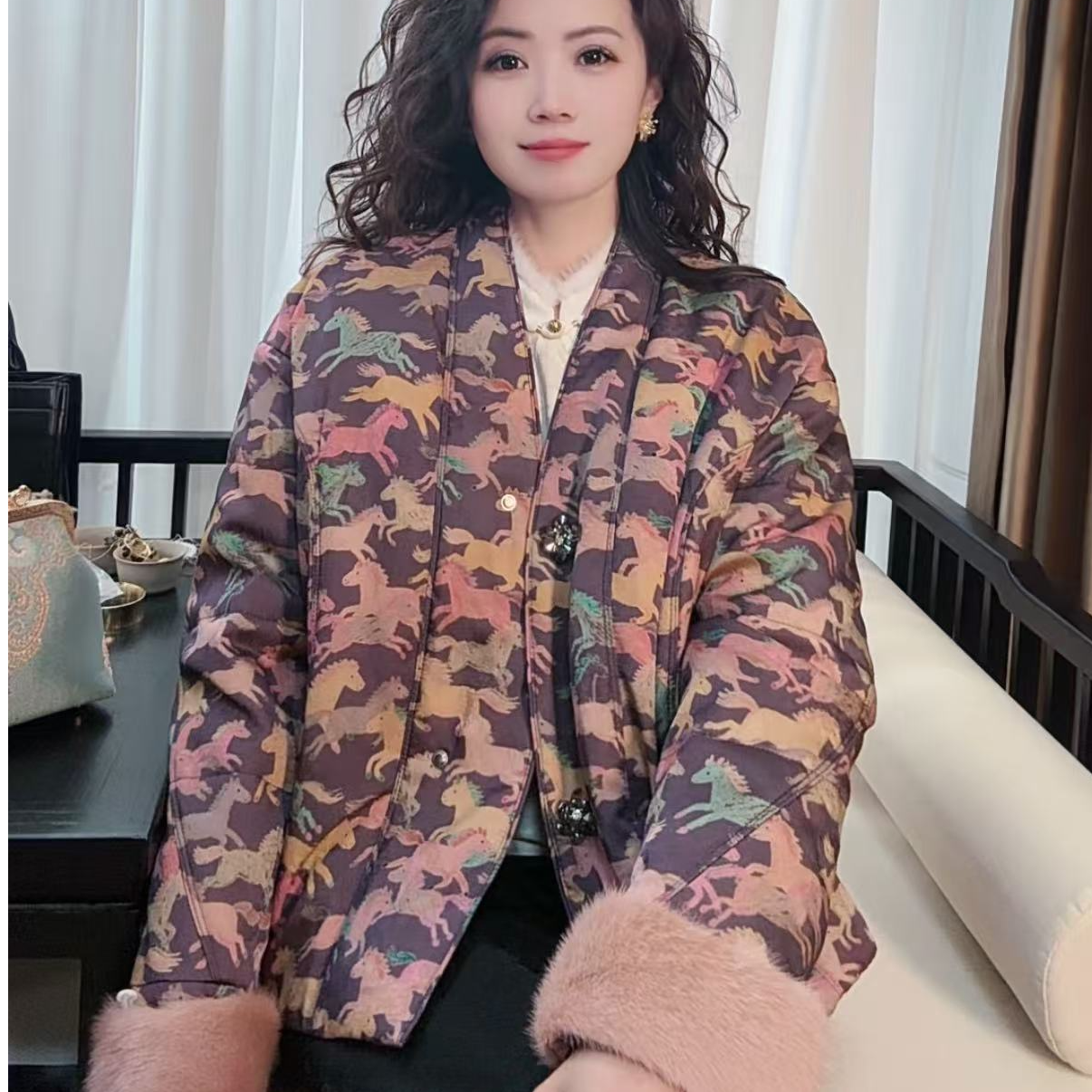 新中式冬季保暖鹅绒服圆领上衣新中式唐装提花外套Y049