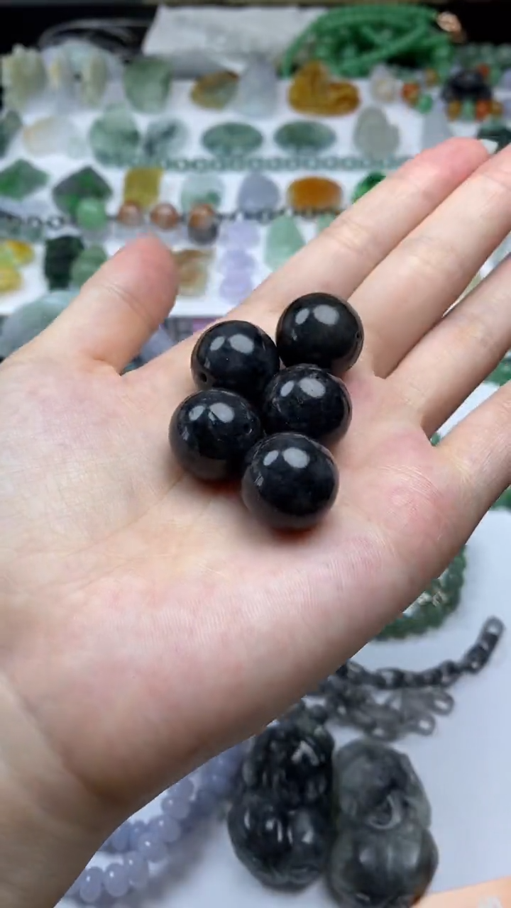 未镶嵌定制翡翠红*毛货定制不退不换