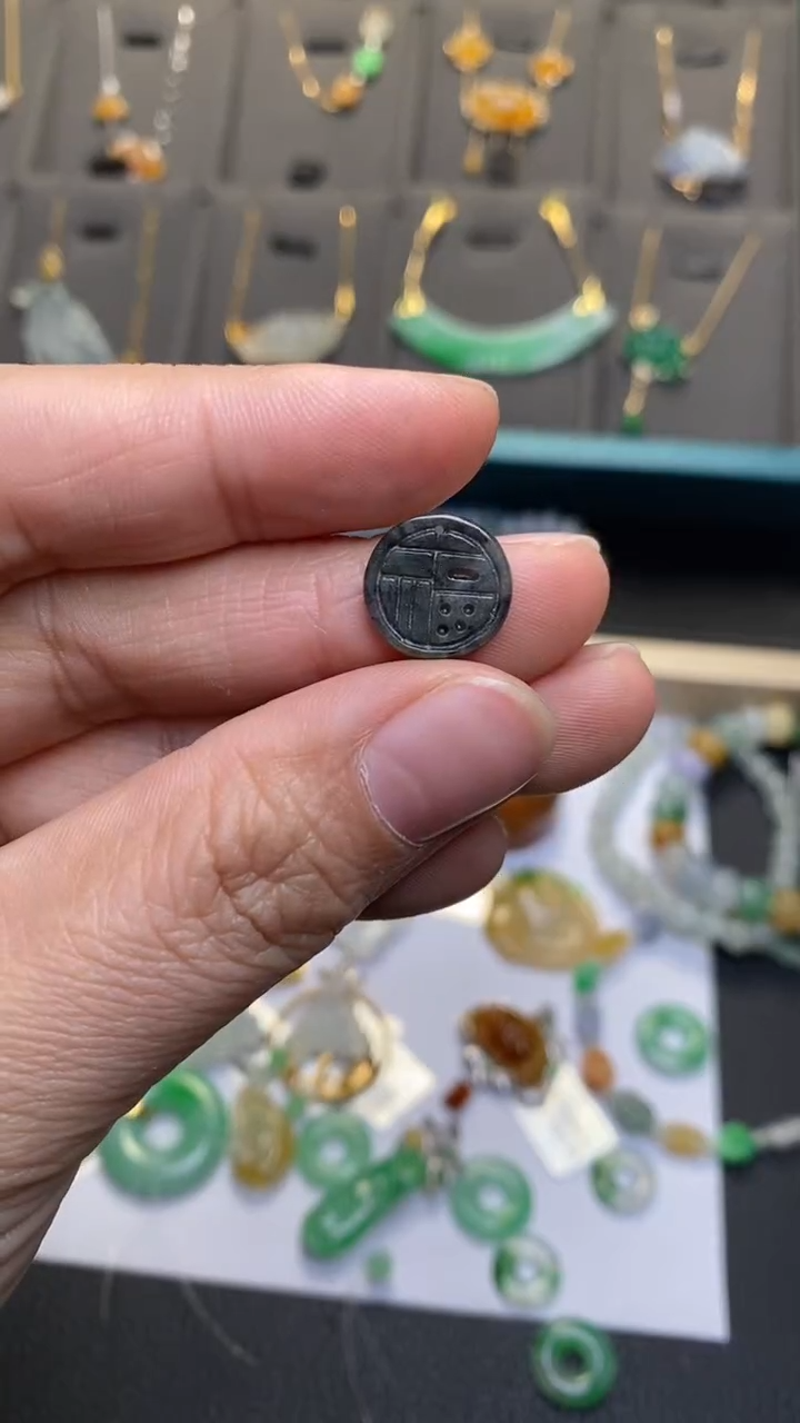 颈饰未镶嵌翡翠净货36911