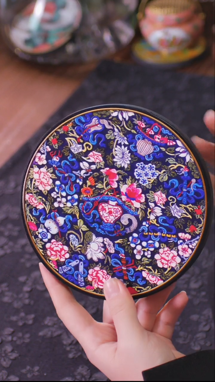 壹藏贰宝暗八仙图案大垫子一片