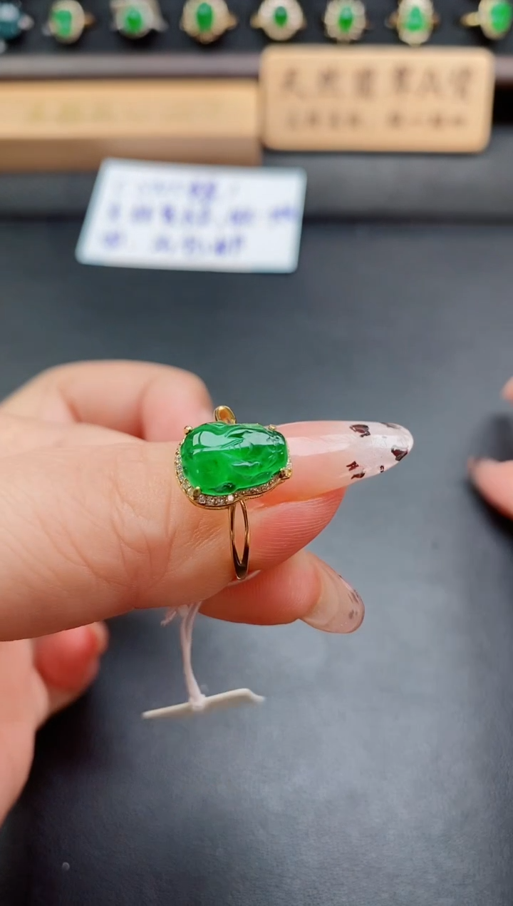 银S925镶嵌戒指翡翠1