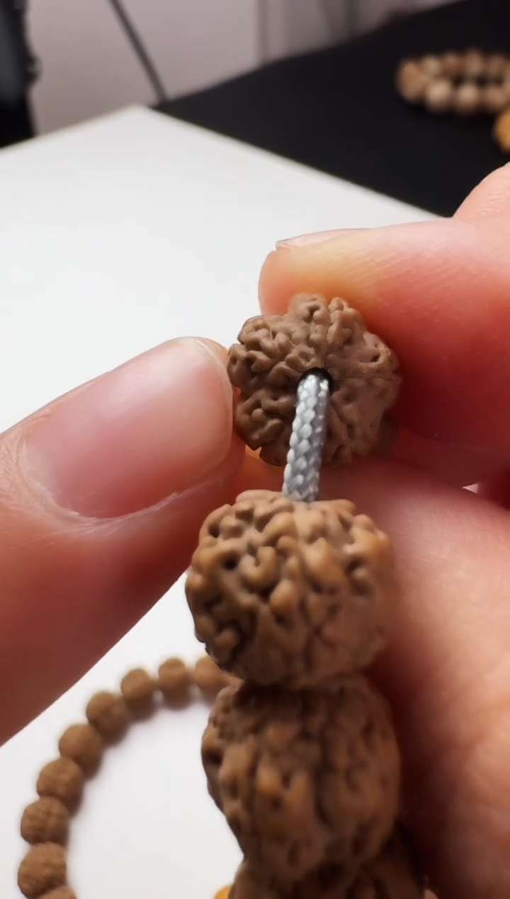 金刚菩提吊坠纯血十龙梅花桩花王小金刚108