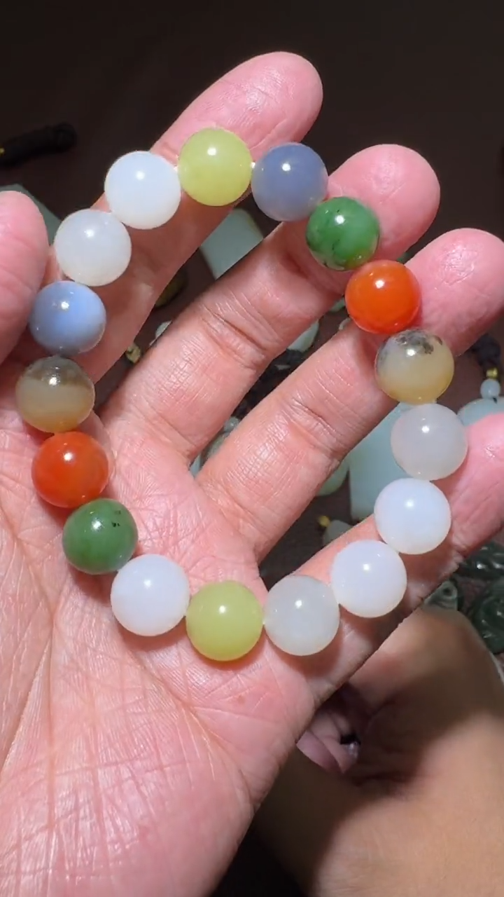 未镶嵌和田玉挂件和田玉