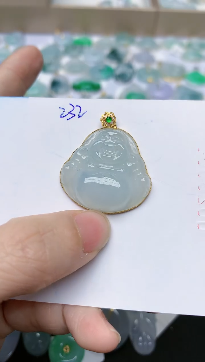 【闪购商品】翡翠颈饰18K金镶嵌天然翡翠A货    232