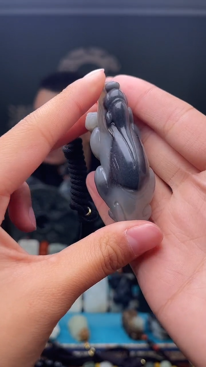 未镶嵌和田玉挂件1