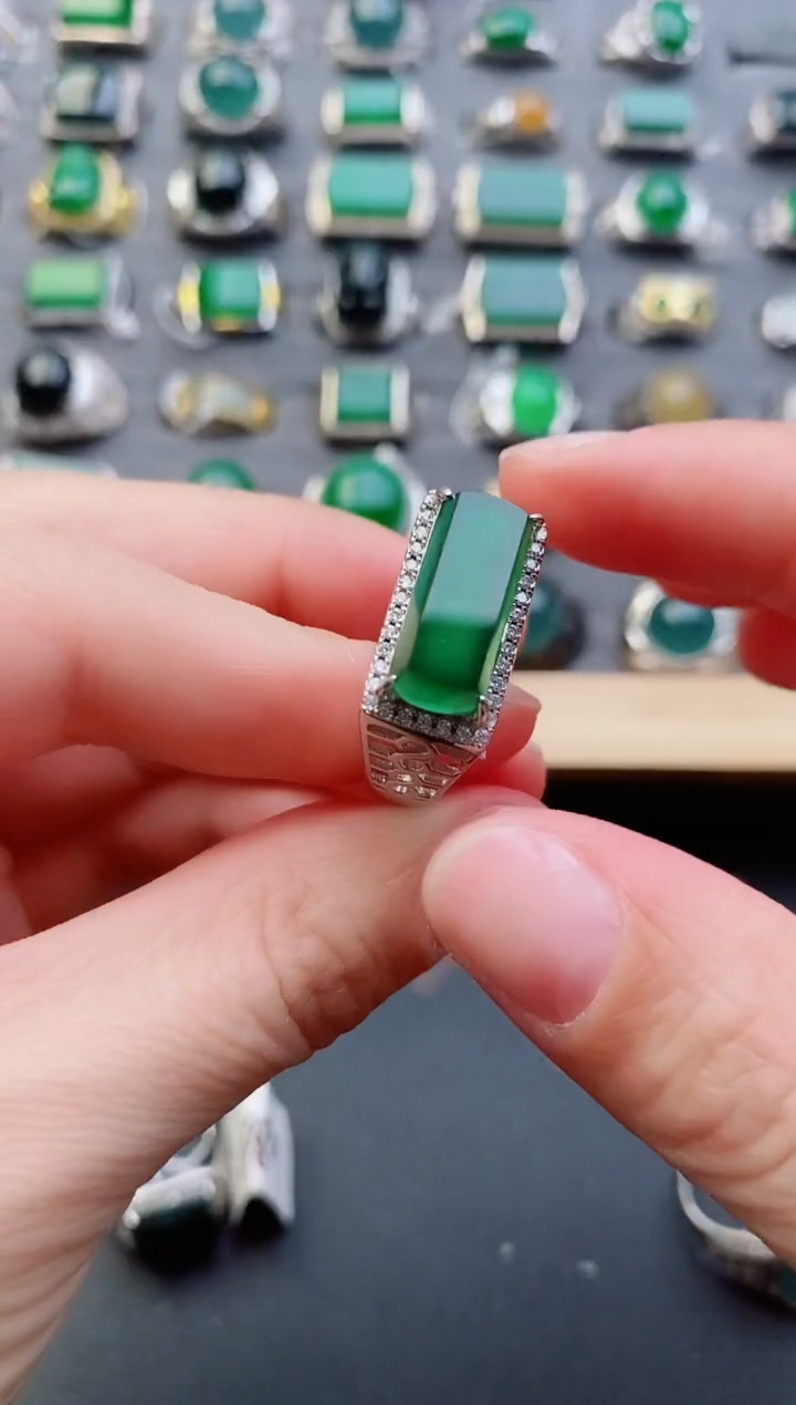 【闪购商品】翡翠戒指银S925镶嵌2321