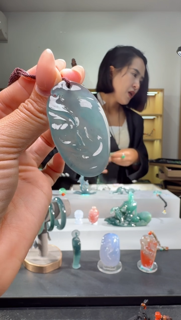 吊坠(不含链)未镶嵌翡翠吊坠