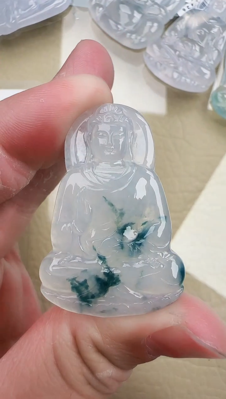 翡翠未镶嵌颈饰缅甸天然翡翠