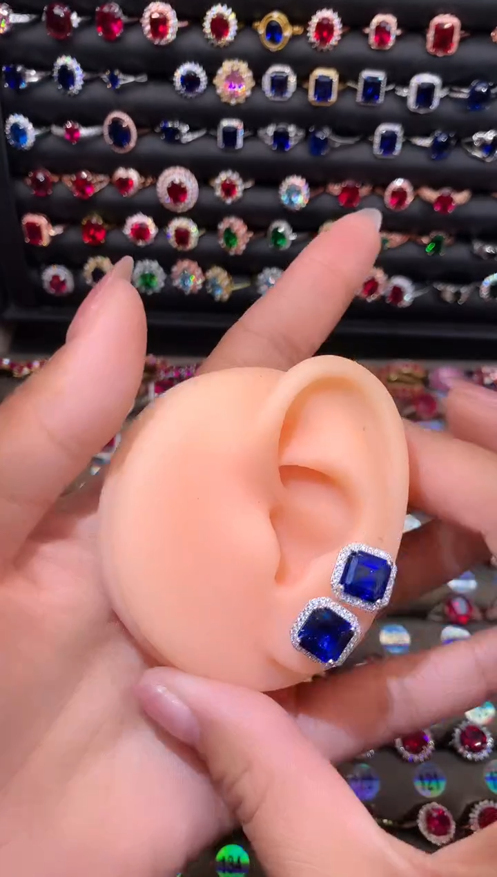【闪购商品】蓝宝石耳饰银S925镶嵌1012