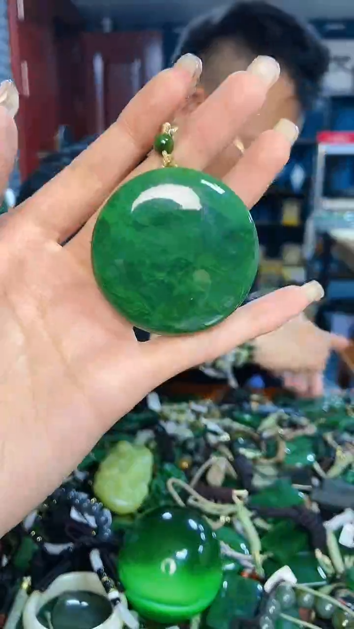 未镶嵌和田玉挂件1