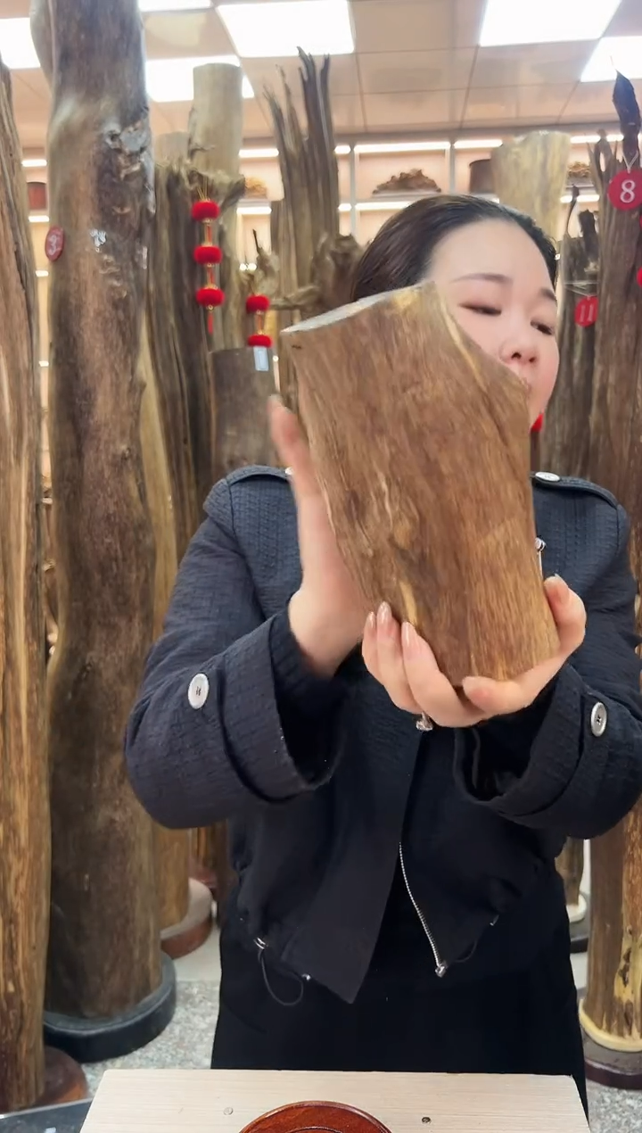 【闪购商品】沉香摆件沉香原料摆件