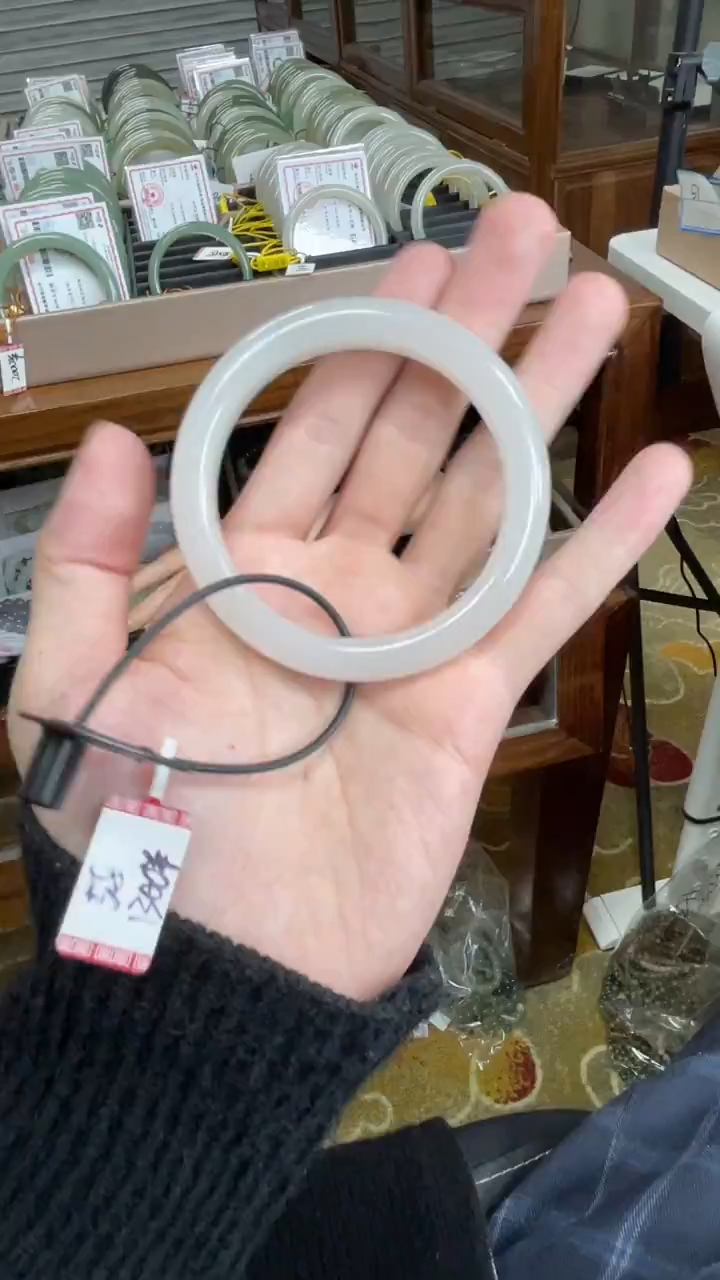 未镶嵌手镯和田玉58