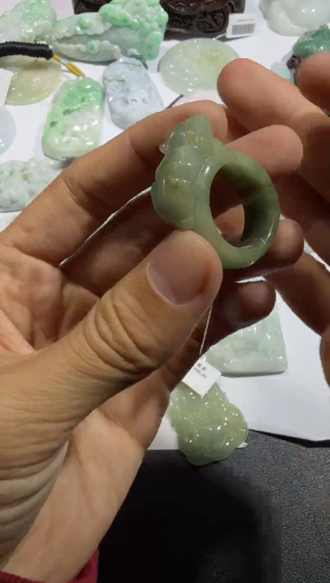 【闪购商品】翡翠颈饰未镶嵌00010730